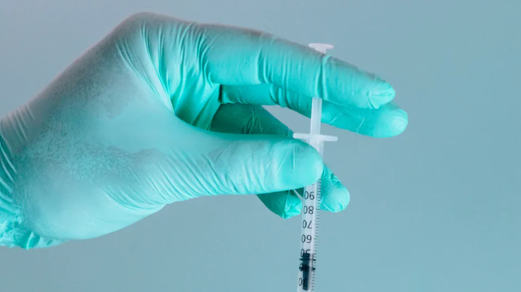 A Complete Guide to Glutathione Dosage, Interactions, and Medical Uses